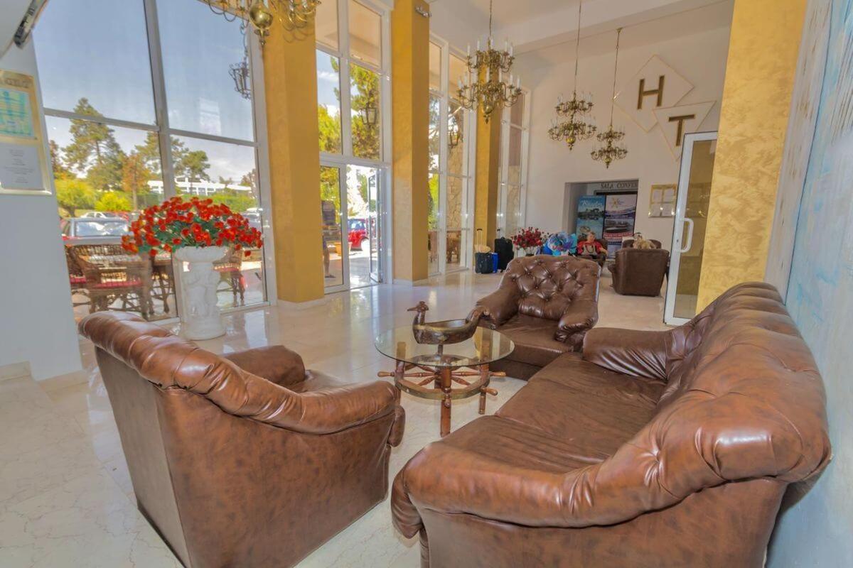 Complex Tismana 3* All Inclusive جوبيتر المظهر الخارجي الصورة